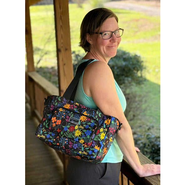 Mom's Flowers Medium Venture Tote – Sipsey Wilder