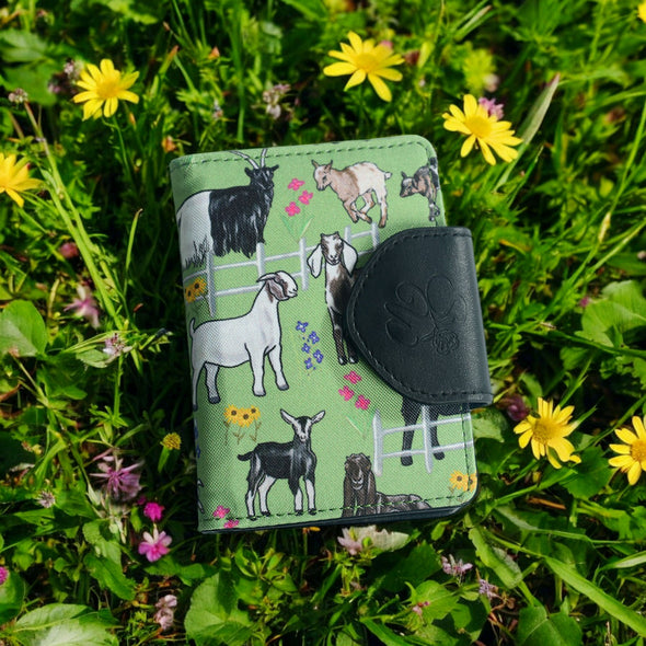 Greener Pastures Snap Wallet