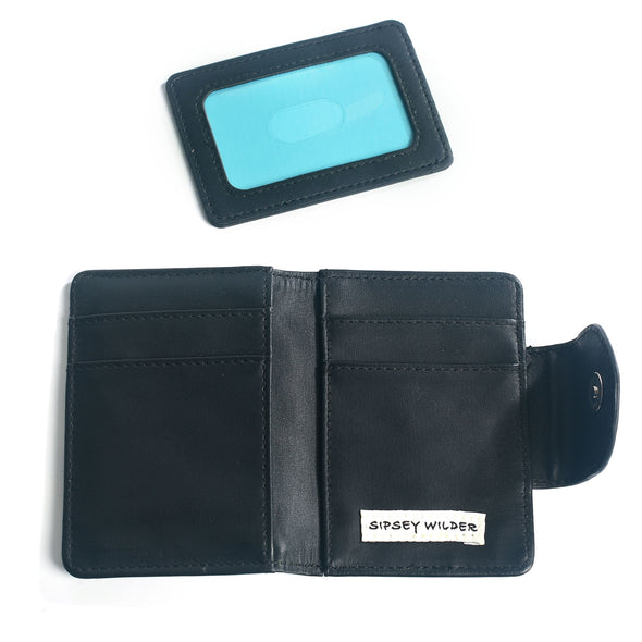 Greener Pastures Snap Wallet