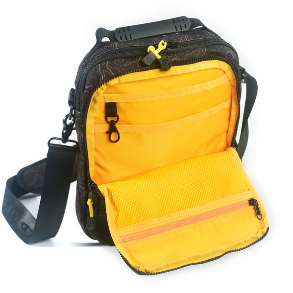 Topo Tablet Crossbody