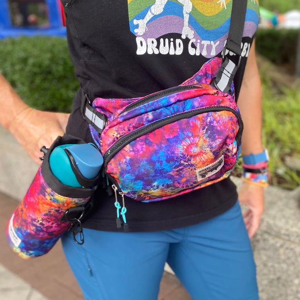 Aurora Peaks Water Bottle Holder