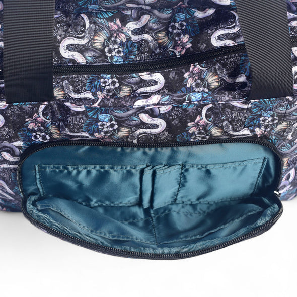 Venom Grove Medium Venture Tote