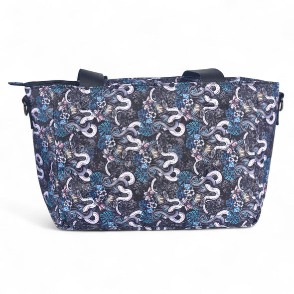 Venom Grove Medium Venture Tote