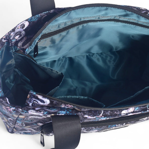 Venom Grove Medium Venture Tote