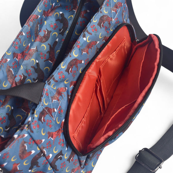 Moonlit Frolic Medium Venture Tote
