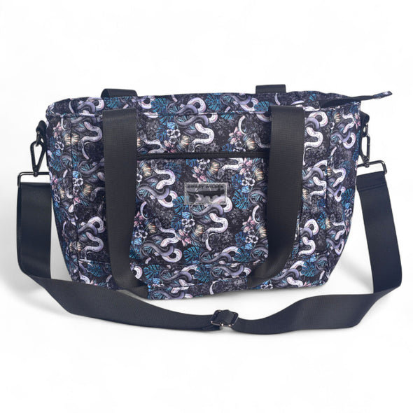 Venom Grove Medium Venture Tote