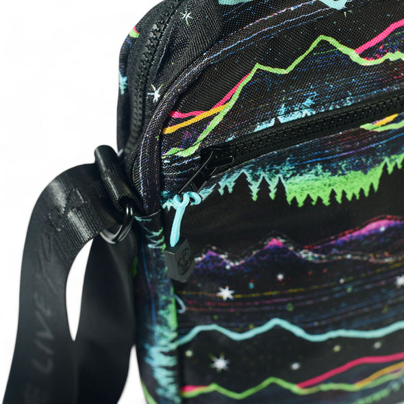 Mountain Pulse V1 Tablet Crossbody