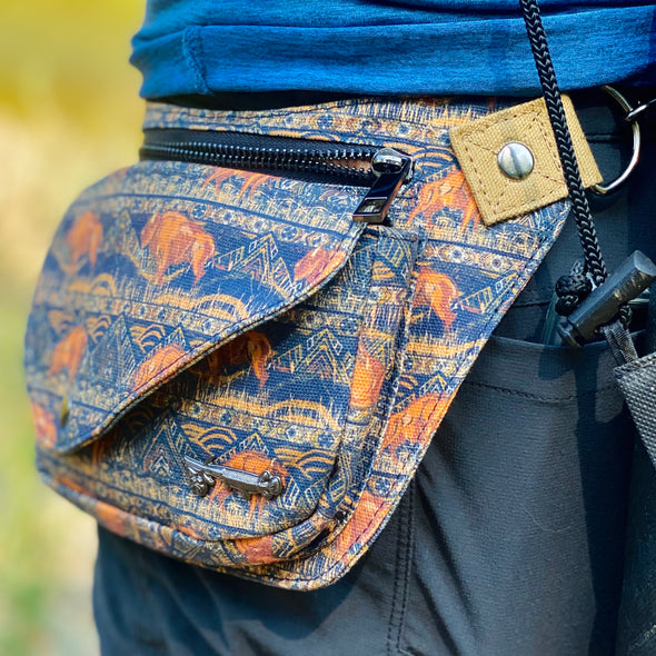 Born to Roam Lux Hip Pouch